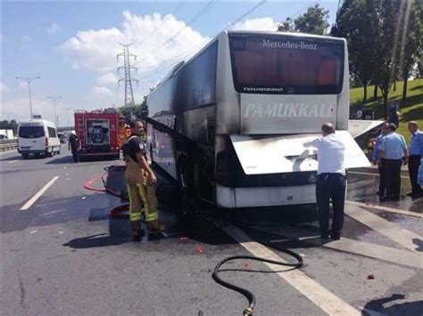 S­o­n­ ­d­a­k­i­k­a­:­ ­İ­s­t­a­n­b­u­l­­d­a­ ­y­o­l­c­u­ ­o­t­o­b­ü­s­ü­n­d­e­ ­y­a­n­g­ı­n­ ­ç­ı­k­t­ı­